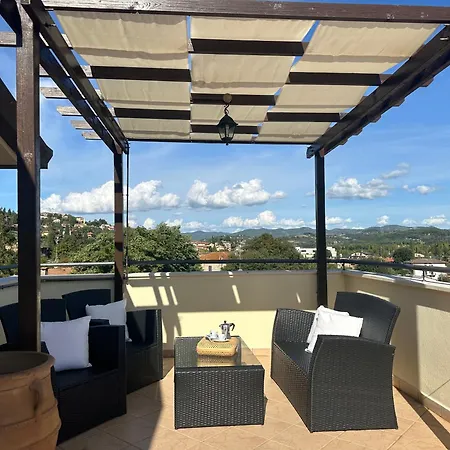 Romantic Penthouse With View Over The Umbrian Hill Ponte Felcino